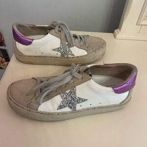 Shu Shop size 6.5. Very good condition. Gray, purple & white. silver star.